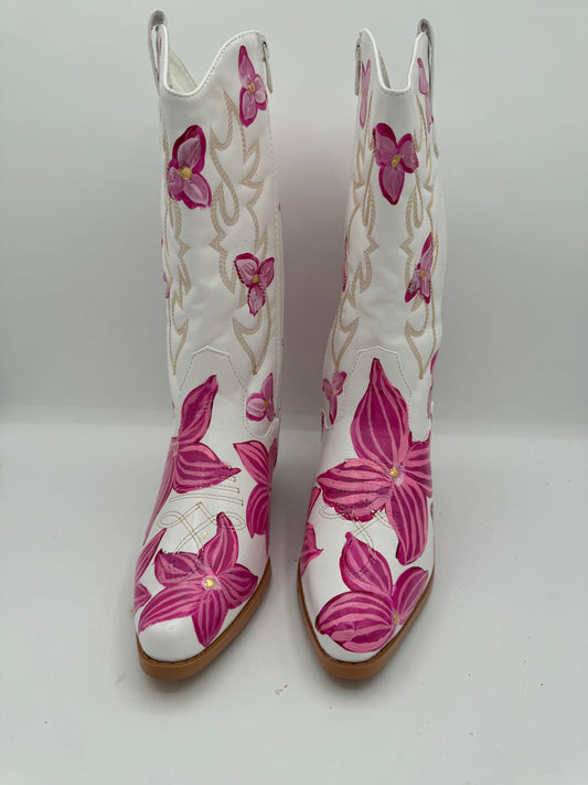 Bitsy Boots Size 3 Fuscia